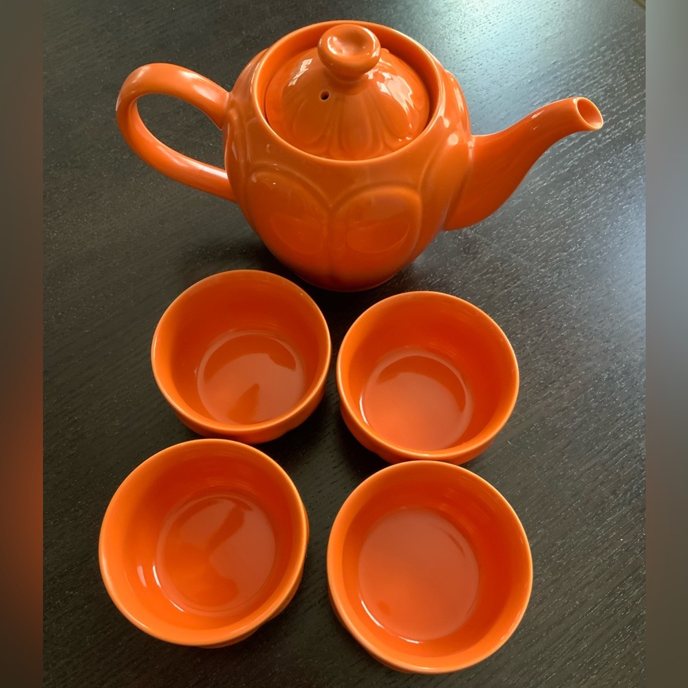 Teavana Orange Teapot and Cup Set